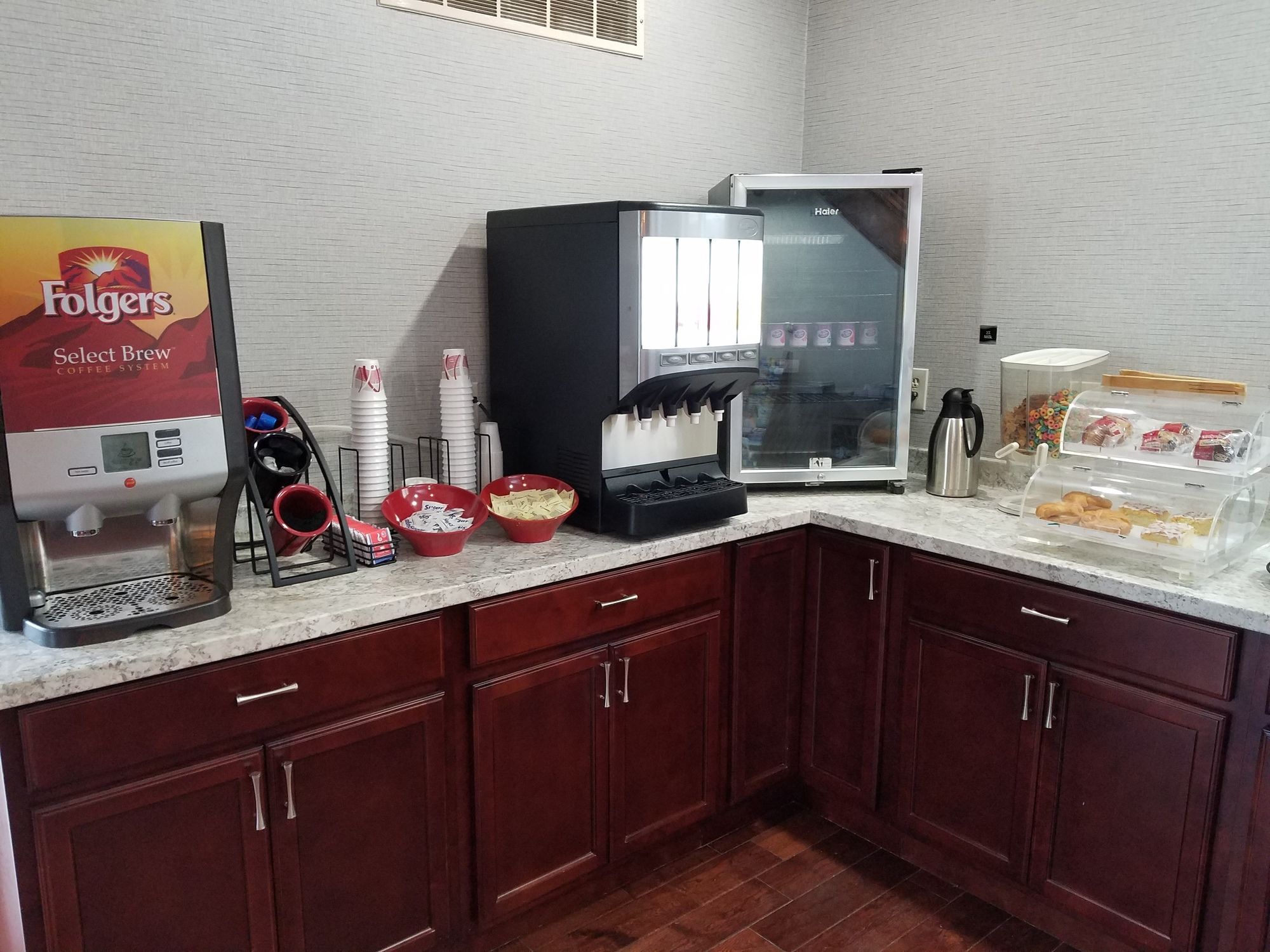 Фото Aartpark Hotel Inn At Lewiston