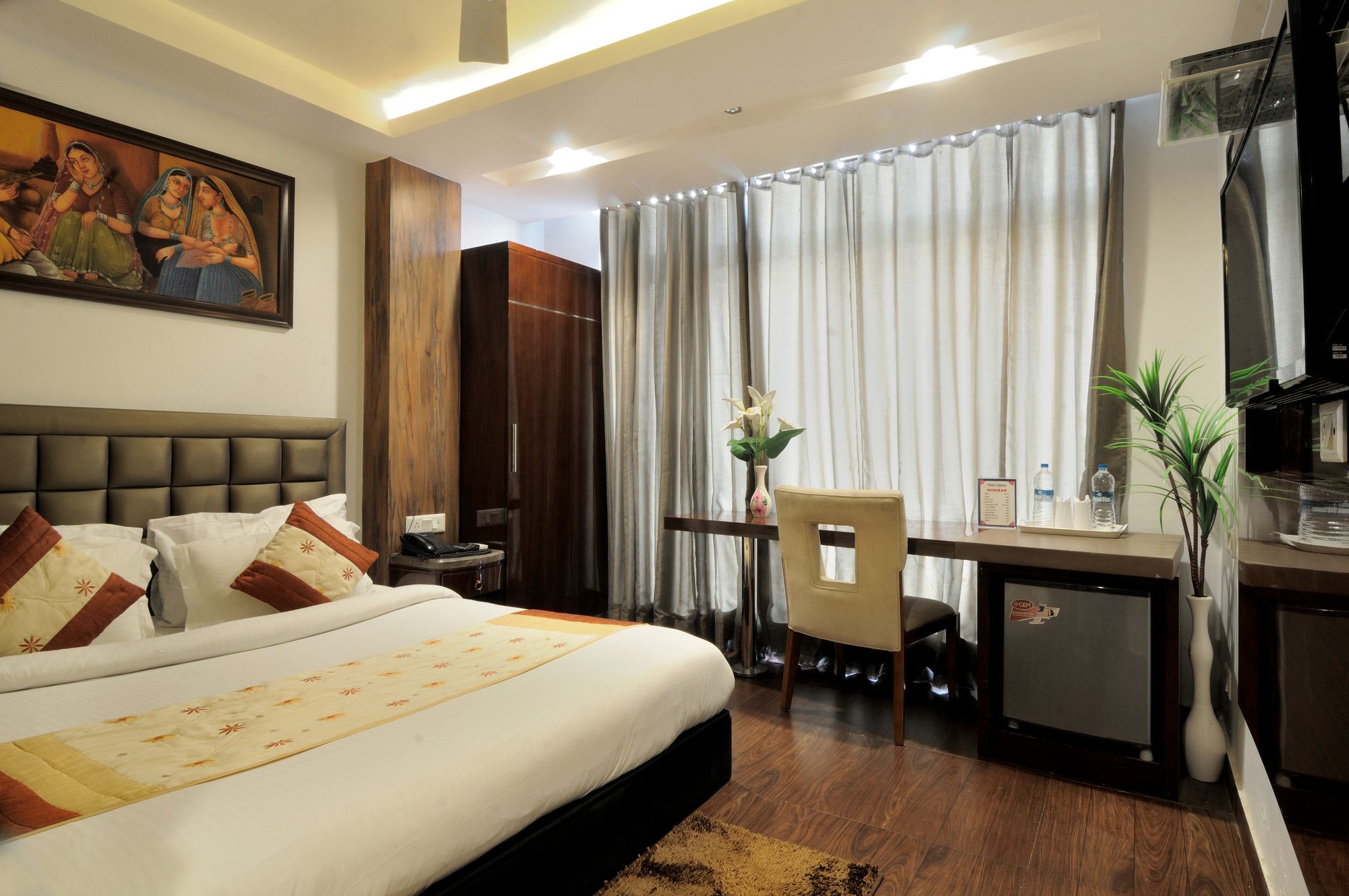 Фото Check In Room Chuna Mandi