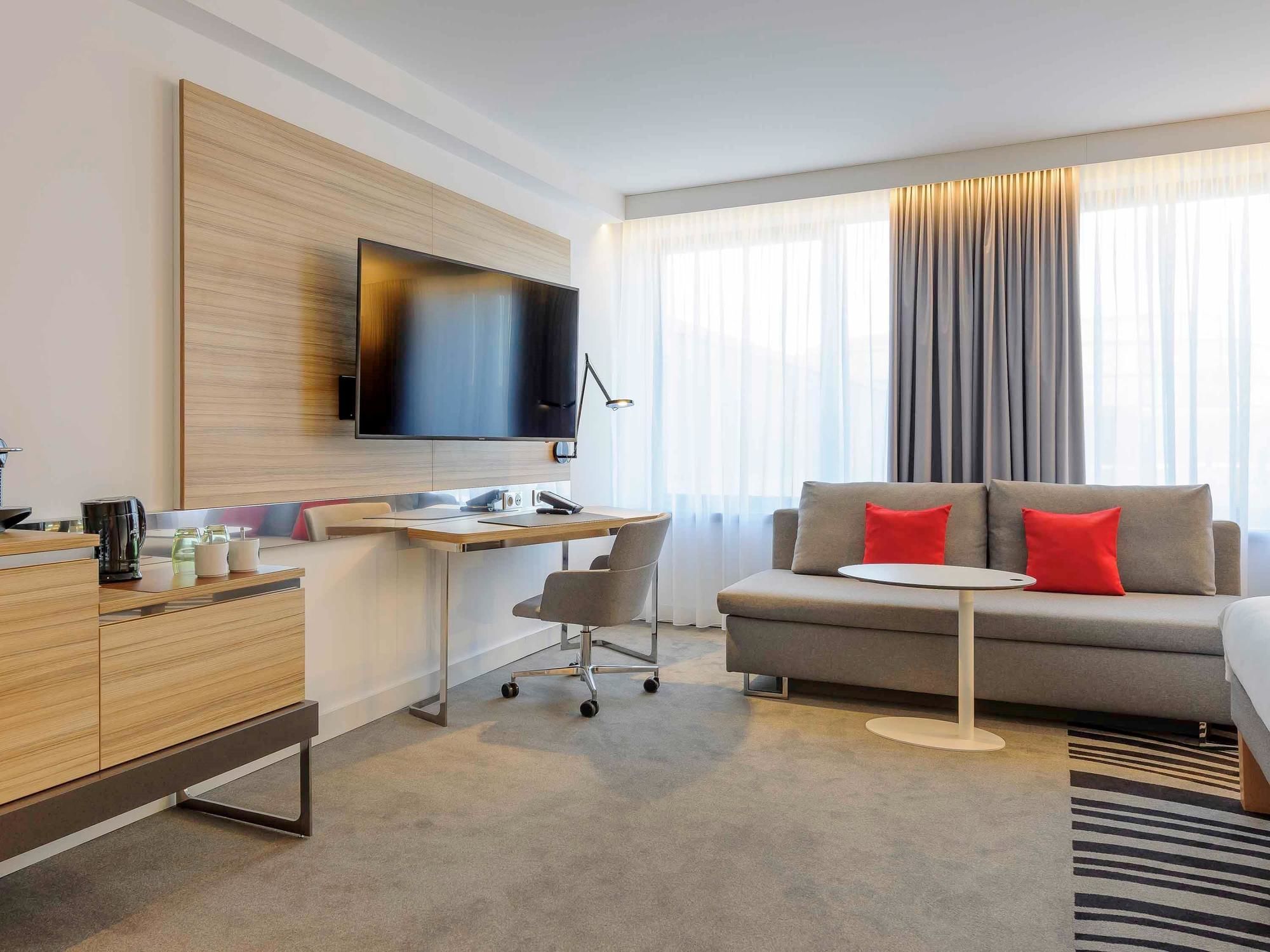 Фото Novotel Wien Hauptbahnhof