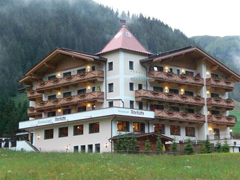 Фото Alpinhotel Berghaus