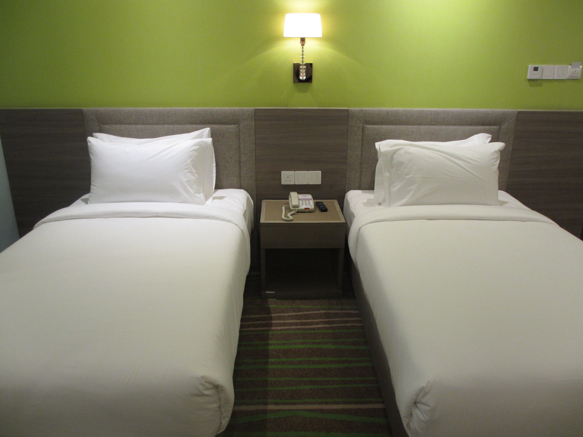 Фото Cosmo Hotel Kuala Lumpur