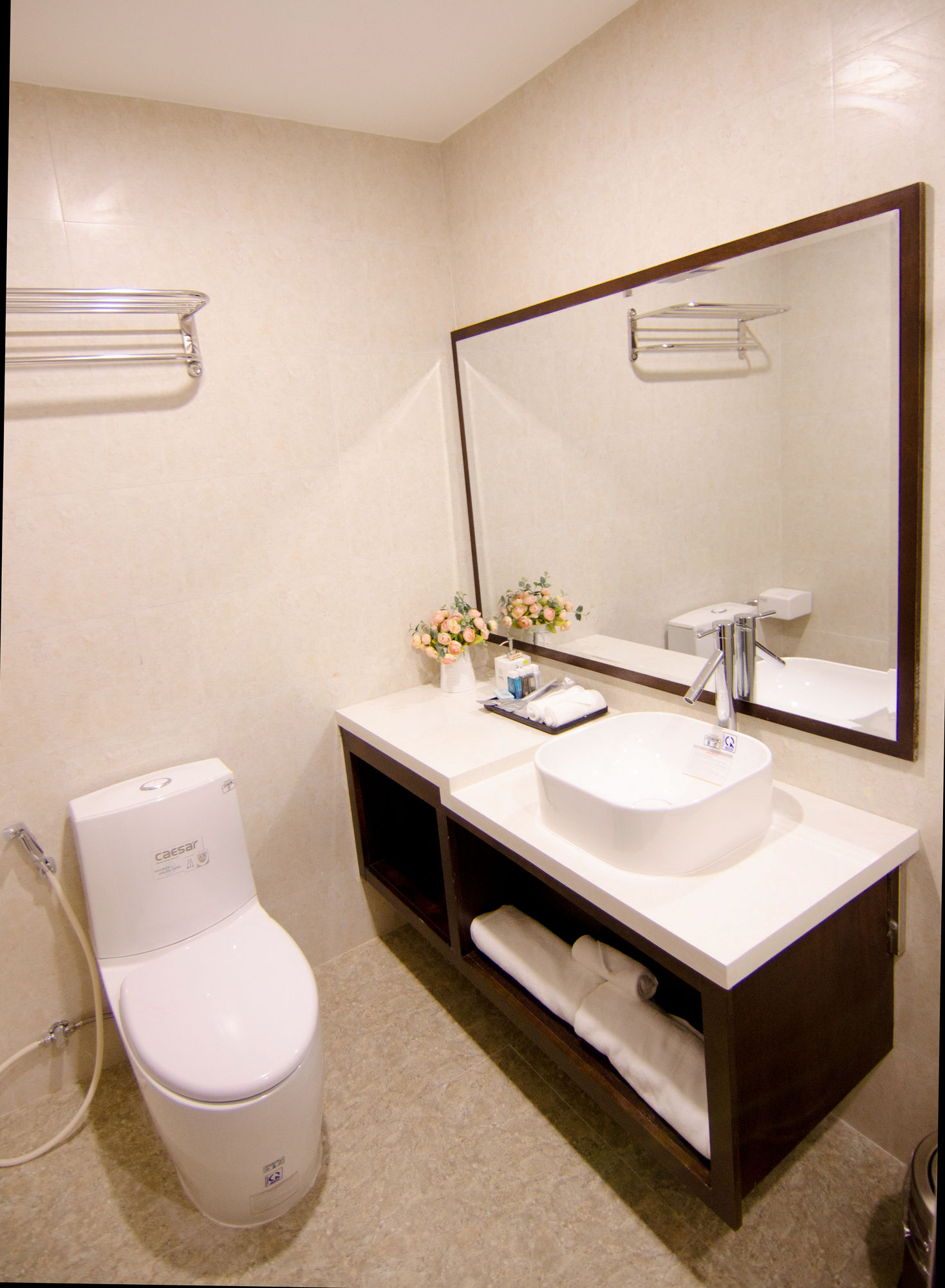 Фото Hoa Phong Hotel