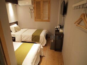 Гостиница Hotel Park Hill Myeongdong
