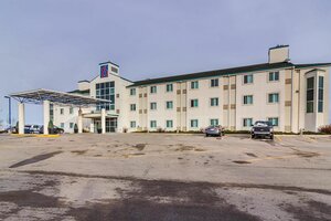 Гостиница Motel 6 Saskatoon