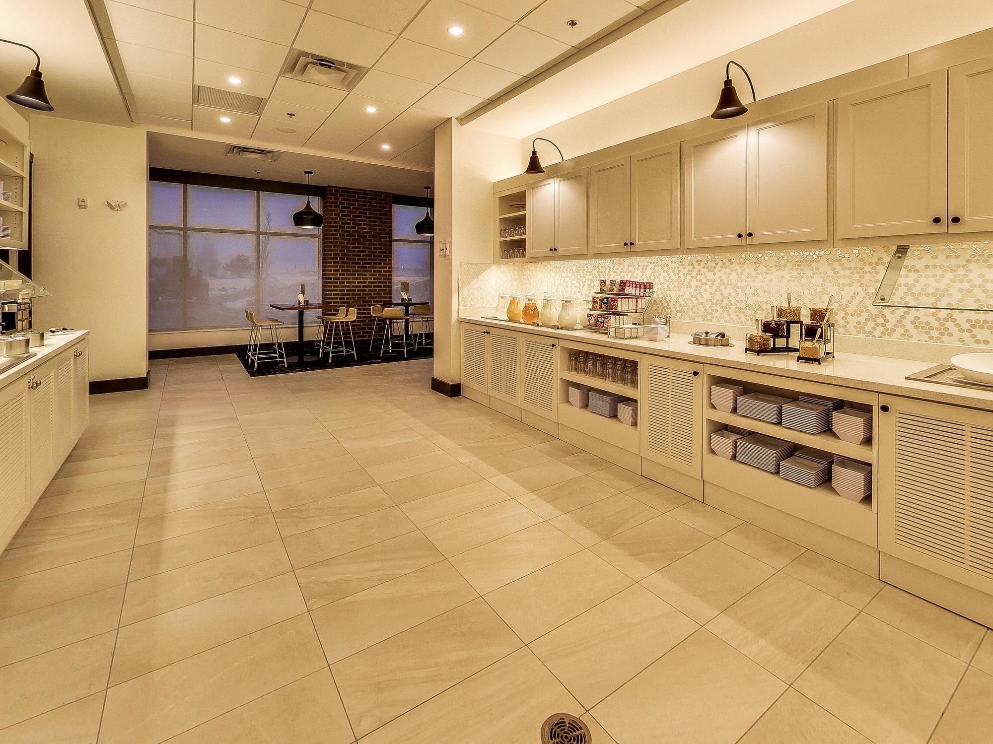 Фото Hyatt Place Edmonton West