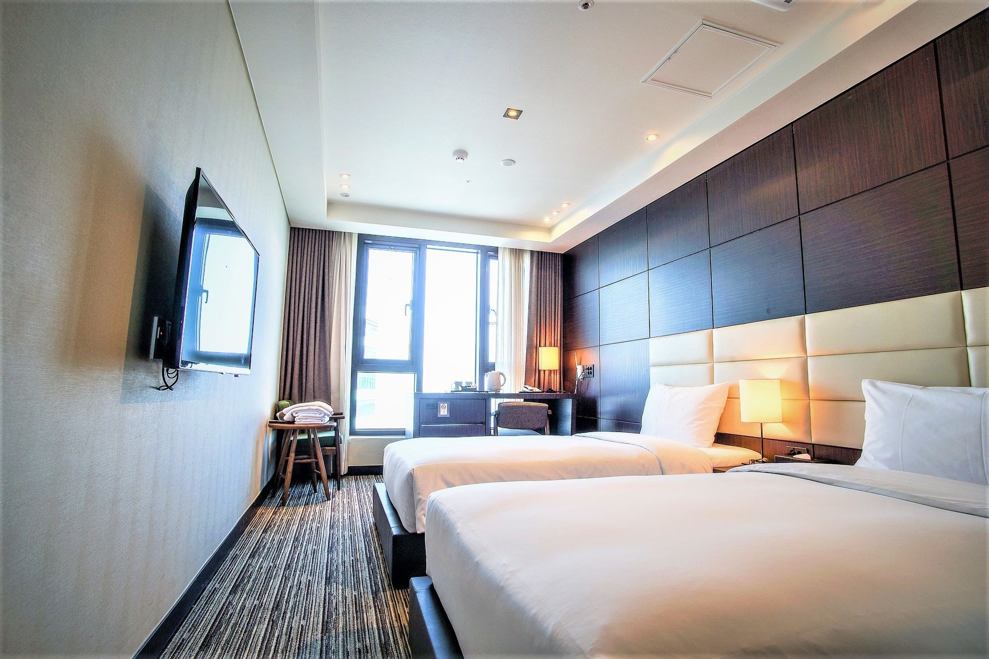 Фото International Hotel Youngjong