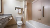 Фото Best Western Coyote Point Inn