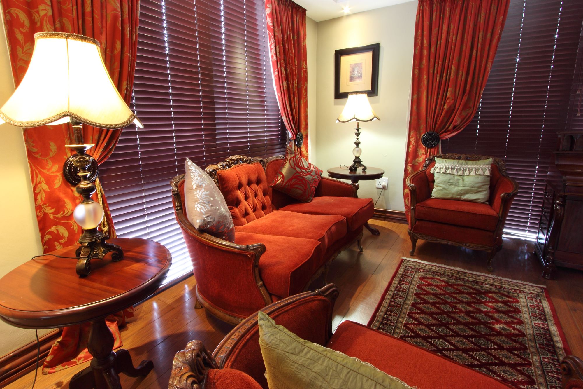 Фото Candlewoods Guesthouse