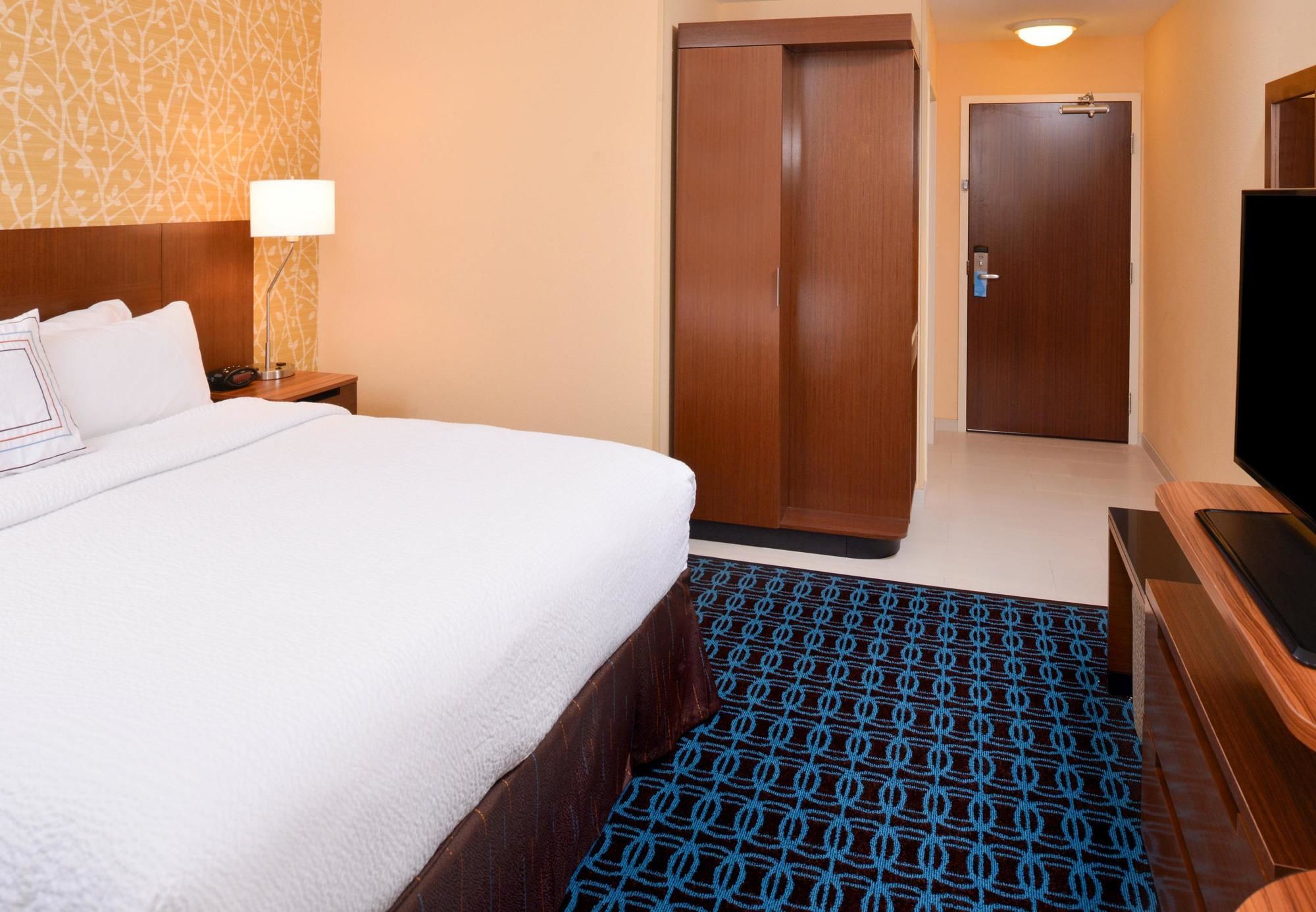 Фото Fairfield Inn & Suites by Marriott Martinsburg