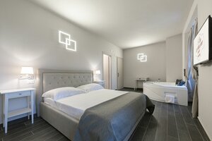Le Macine (Tuscany, province of Florence, Viale Italia, 19), hotel