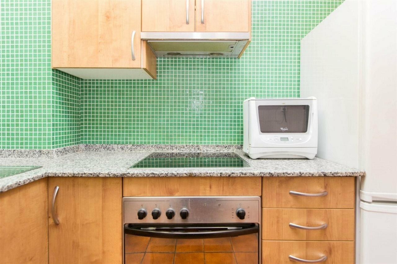 Фото AinB Las Ramblas-Guardia Apartments