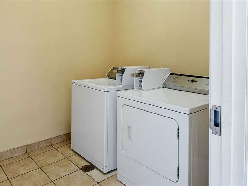 Фото Sleep Inn & Suites Bakersfield North