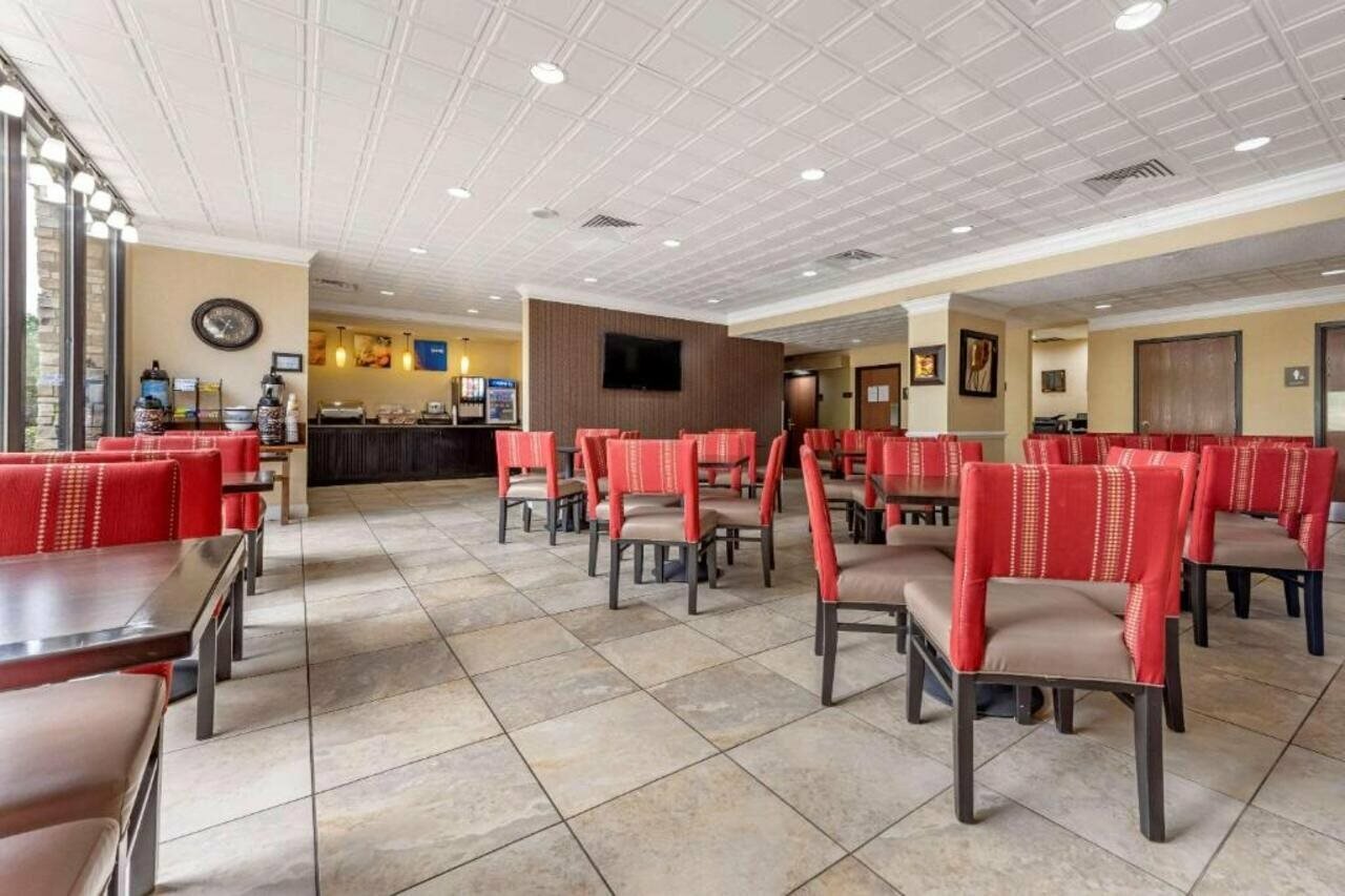 Фото Comfort Inn Cranberry Township