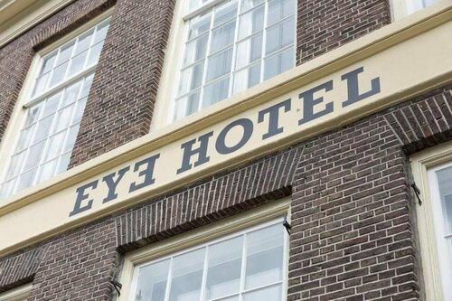 Гостиница Eye Hotel в Утрехте
