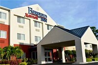 Внешний вид отеля Fairfield Inn & Suites by Marriott St Petersburg Clearwater в Клеруотере, фото 4