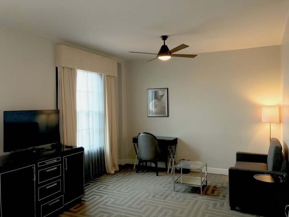 Фото Montecito Inn