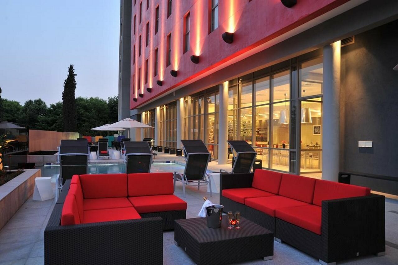 Фото отеля 2