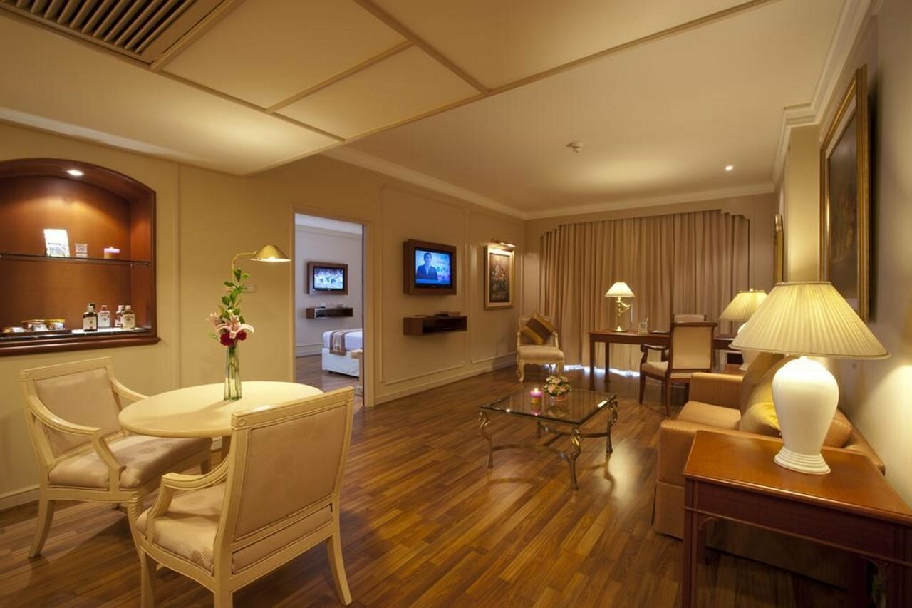 Фото Emerald Hotel Bangkok