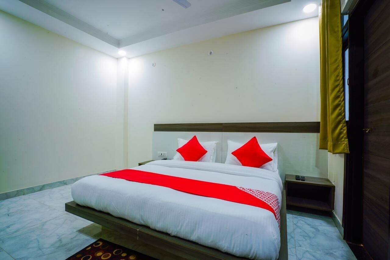 Фото Oyo 23299 Hotel Royal Orbit