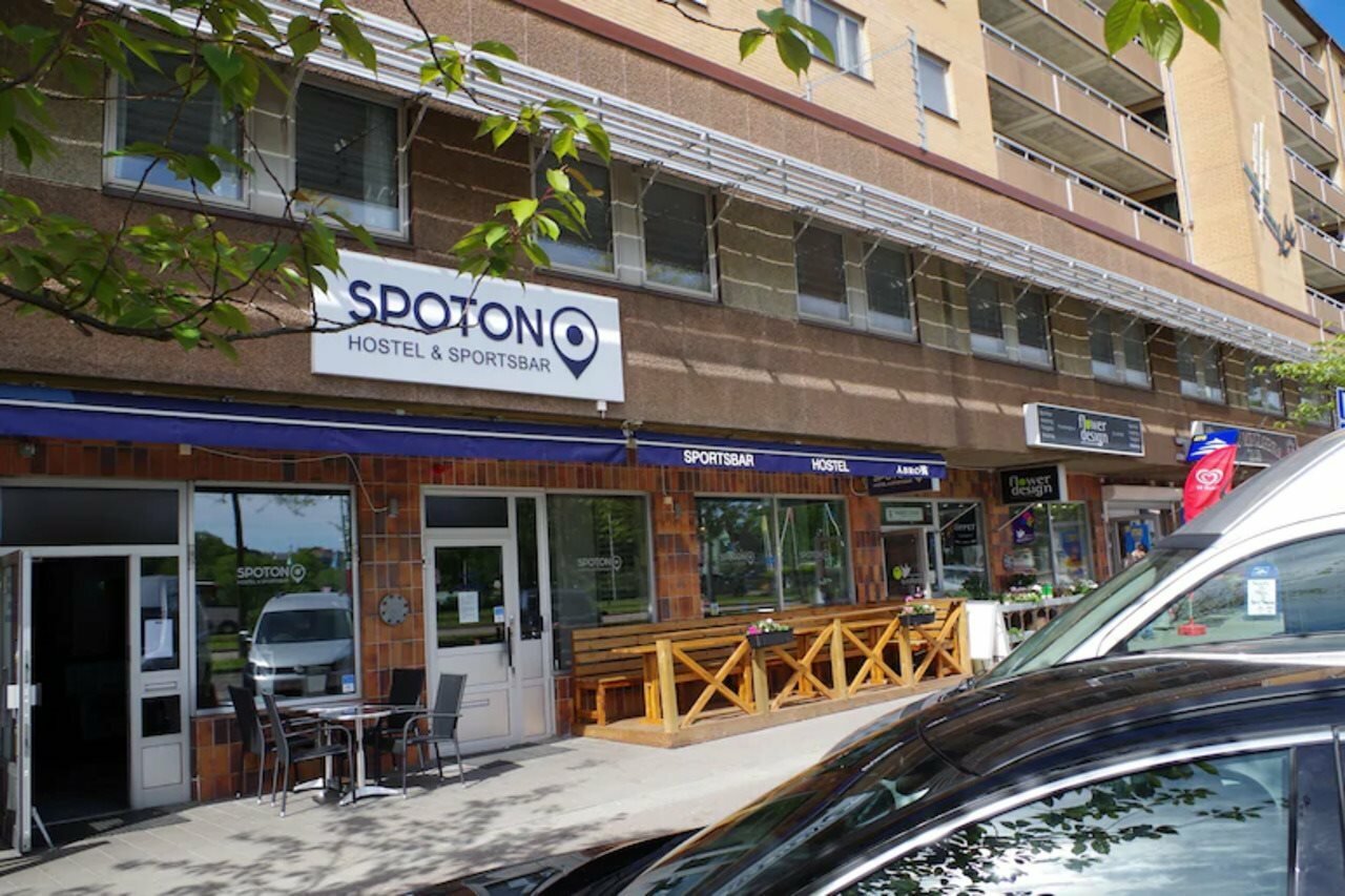 Фото отеля 1