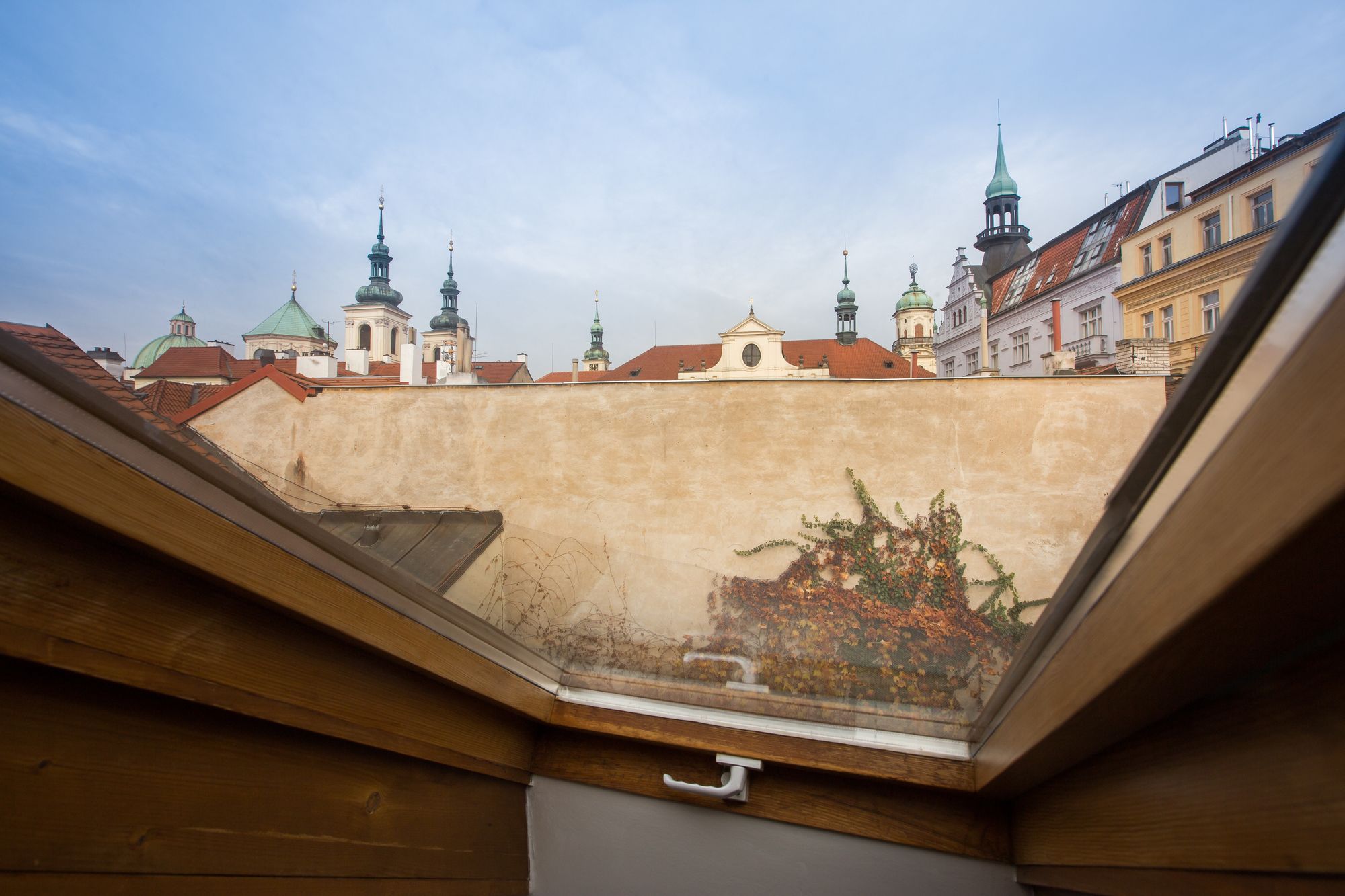 Фото Old Town Boho Chic Attic