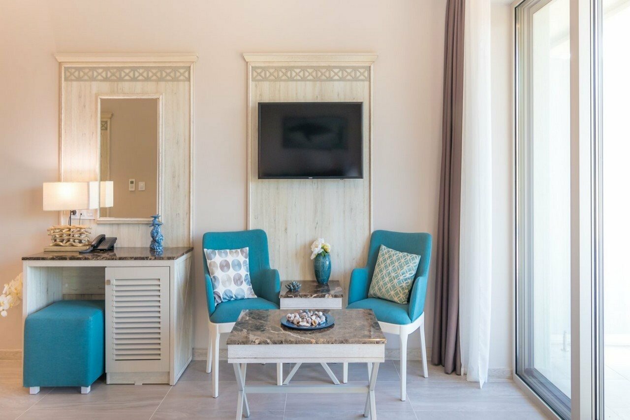 Фото King Maron Wellness Beach Hotel