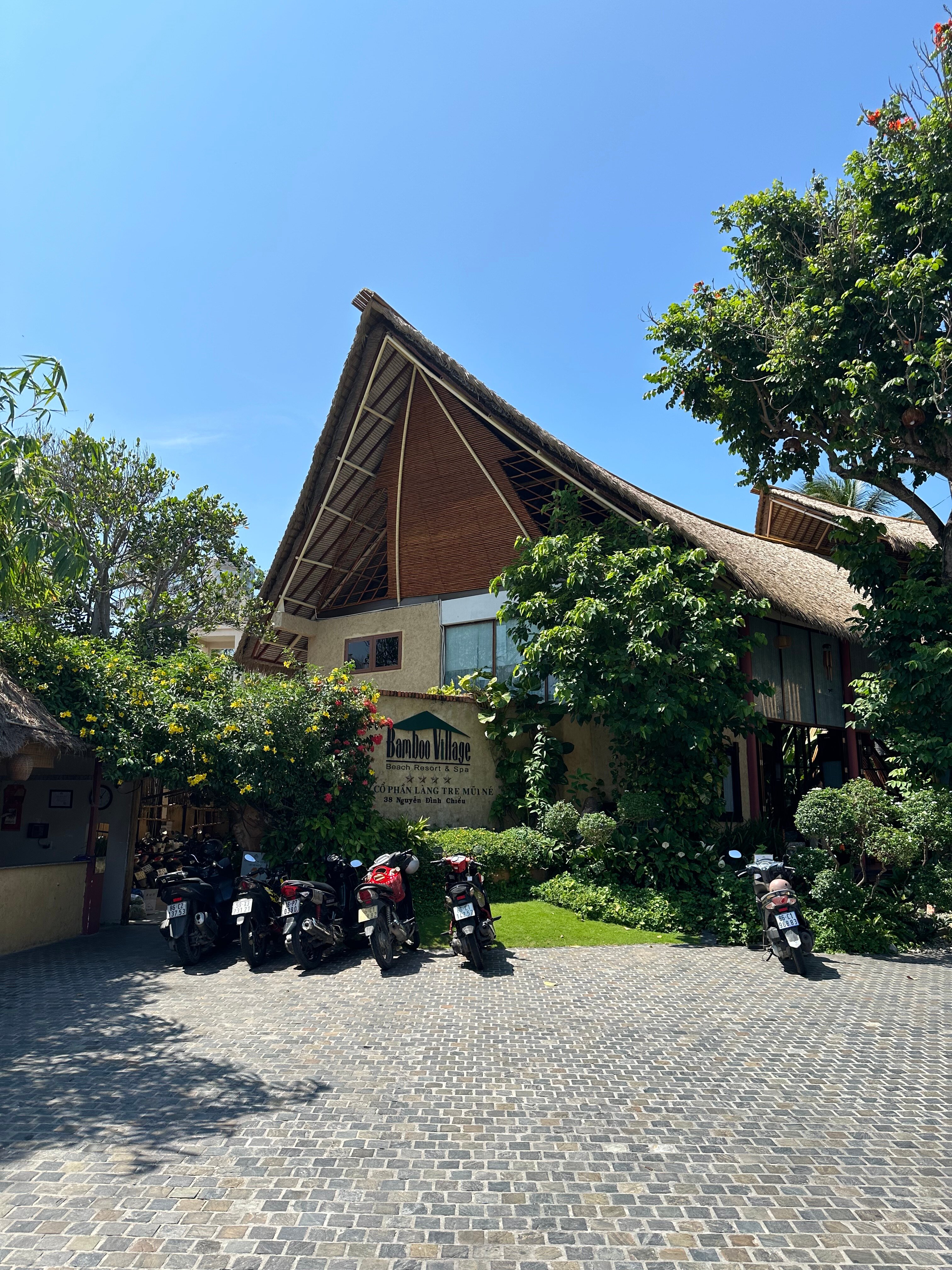 Фото Bamboo Village Beach Resort & SPA