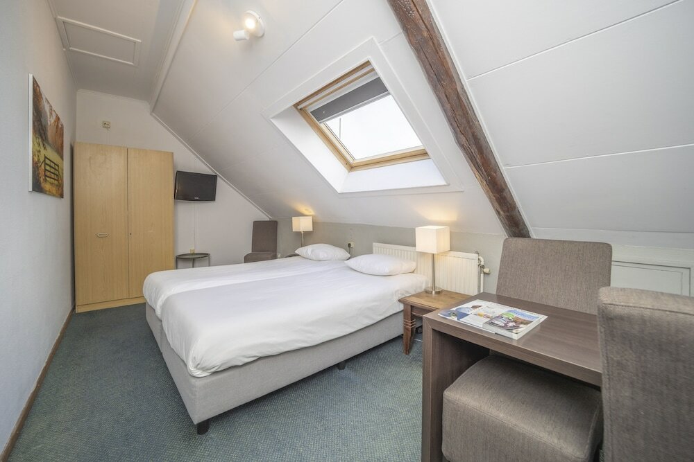 Фото Fletcher Hotel-Restaurant De Burghoeve