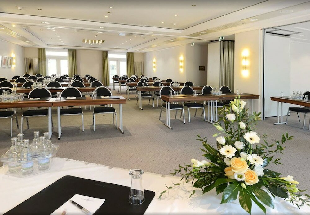 Фото Hotel Kaiserin Augusta