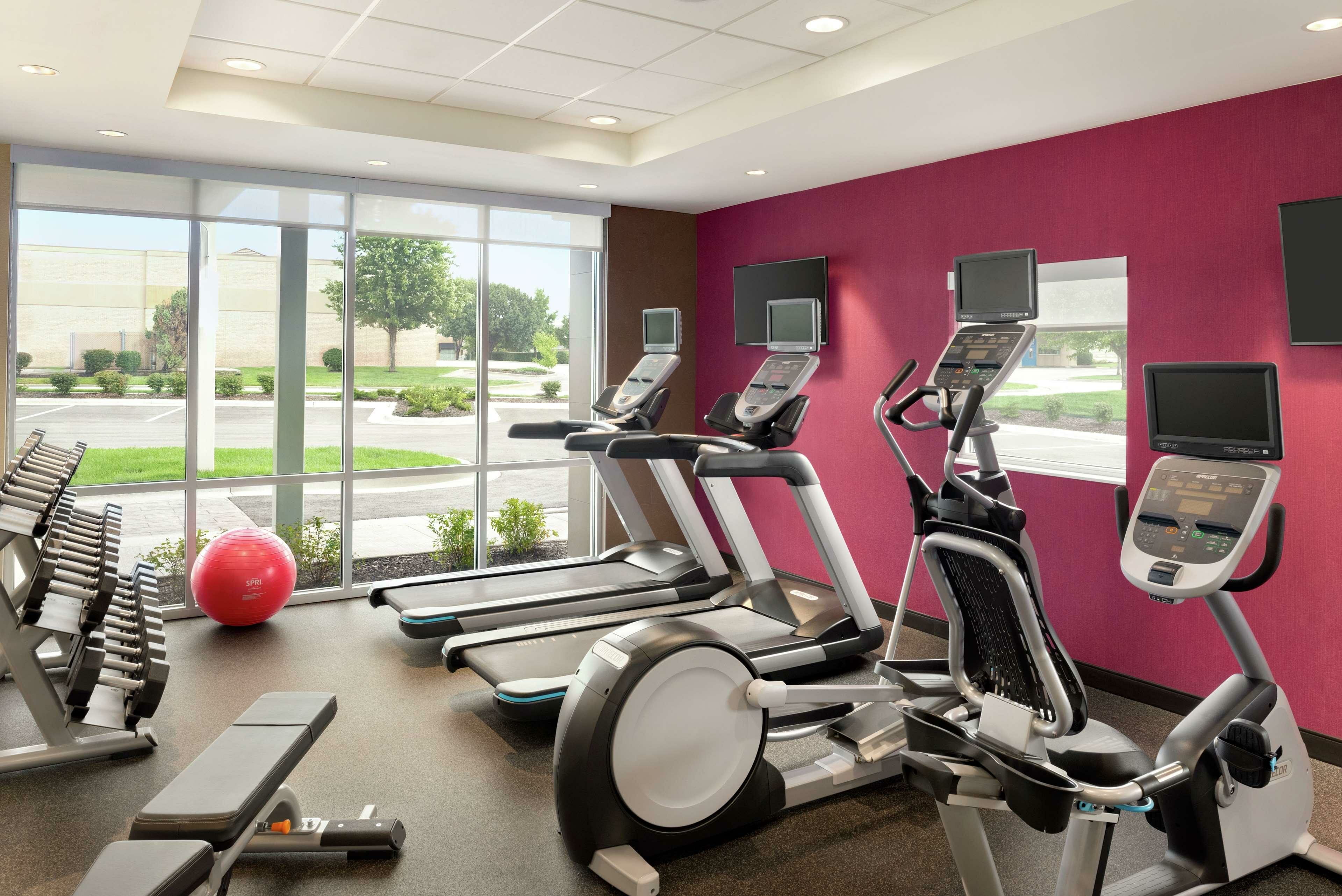 Фото Home2 Suites by Hilton Overland Park