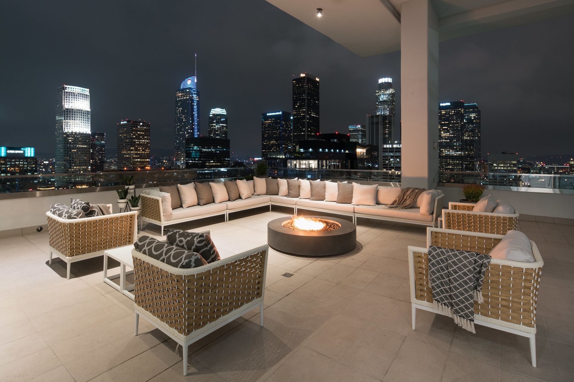 Фото Level Los Angeles Downtown - South Olive