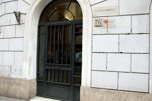 Гостиница Meltin' Rome Guest House