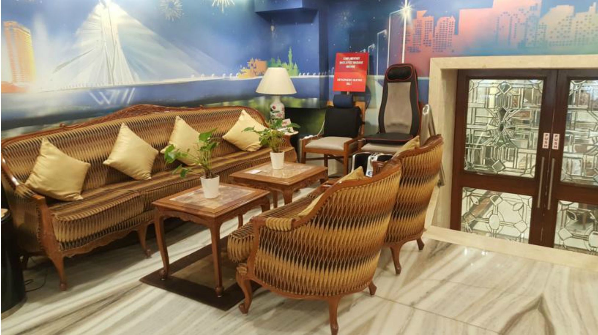 Фото Hotel Residency Fort Mumbai