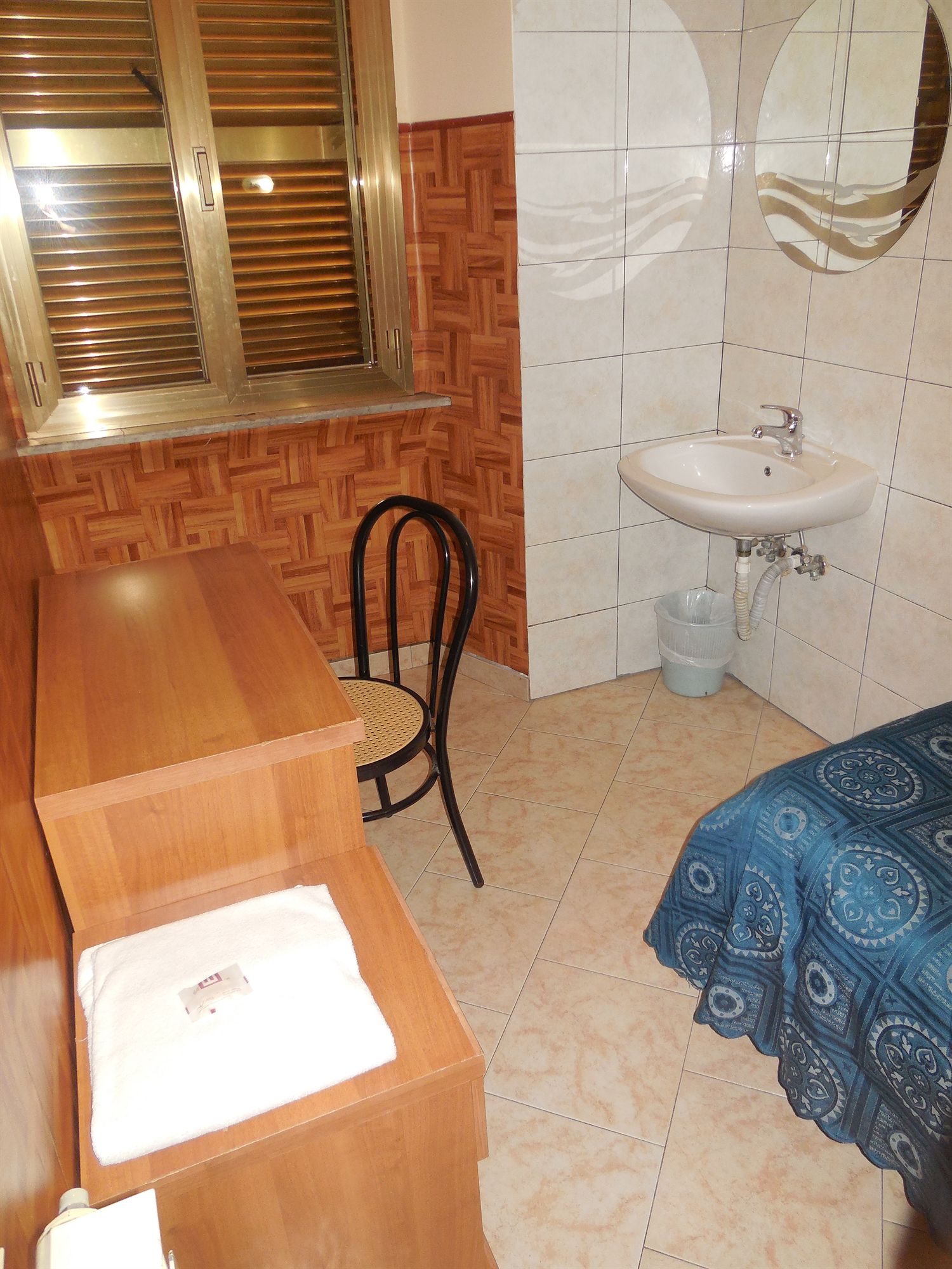 Фото Cressy Hotel