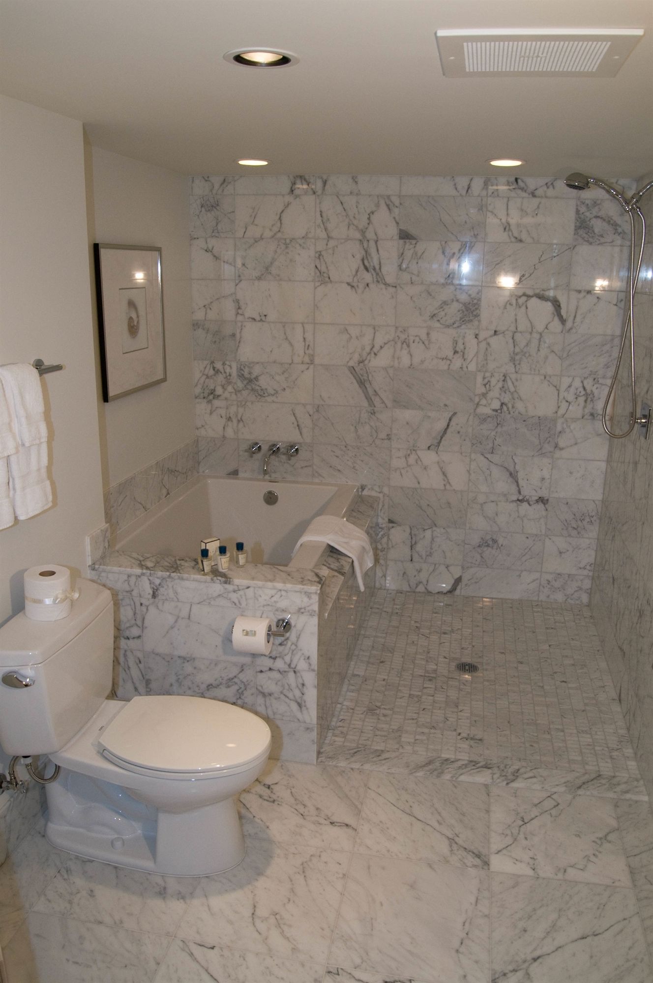 Фото Jet Luxury @ The Trump Waikiki