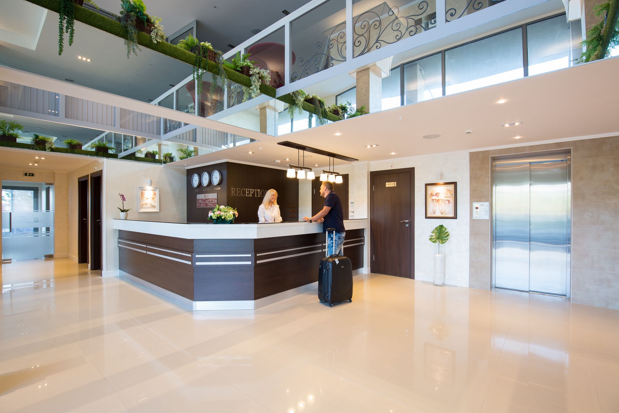 Фото Grami Hotel Sofia