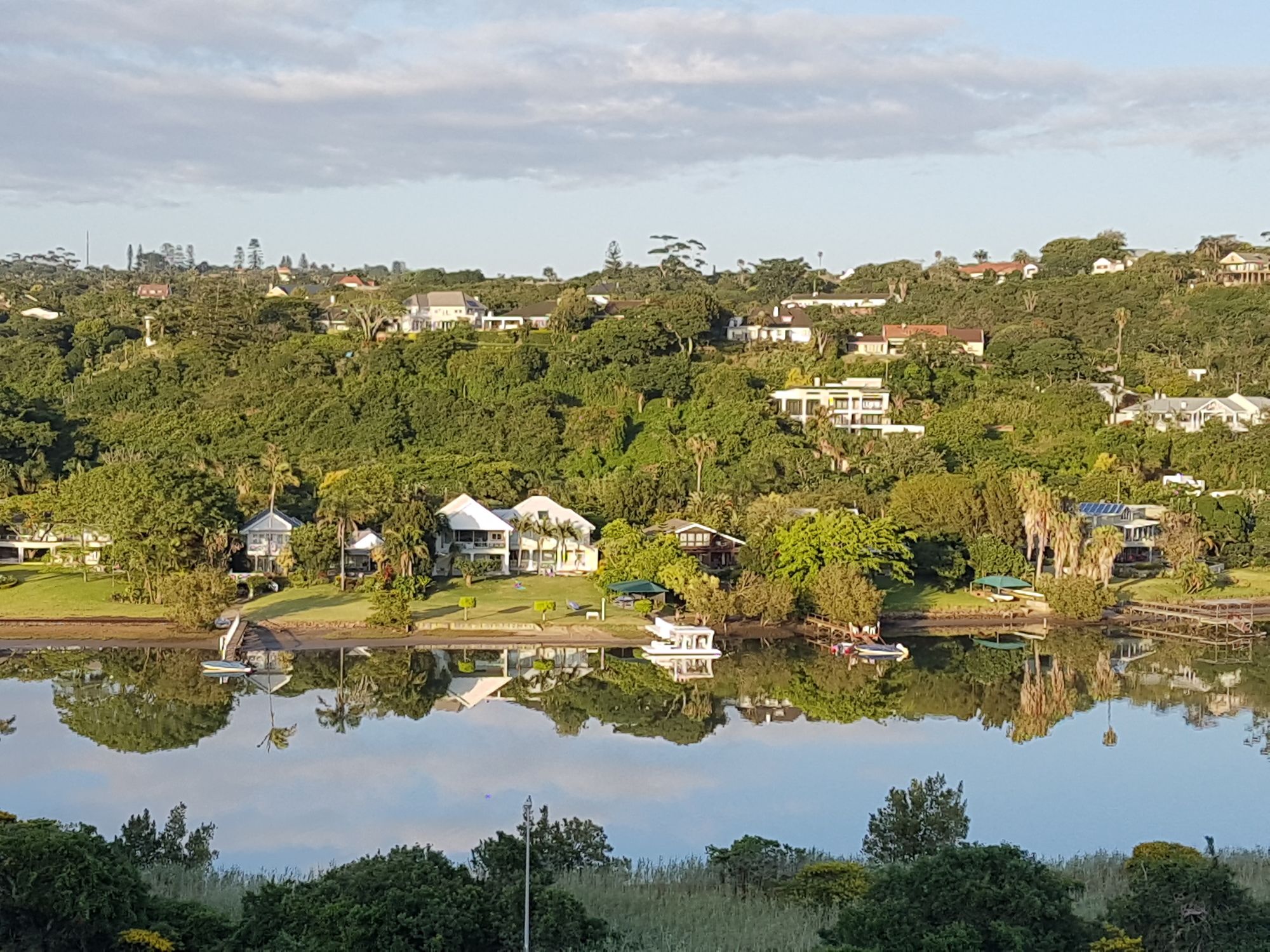 Фото Riverview Guesthouse