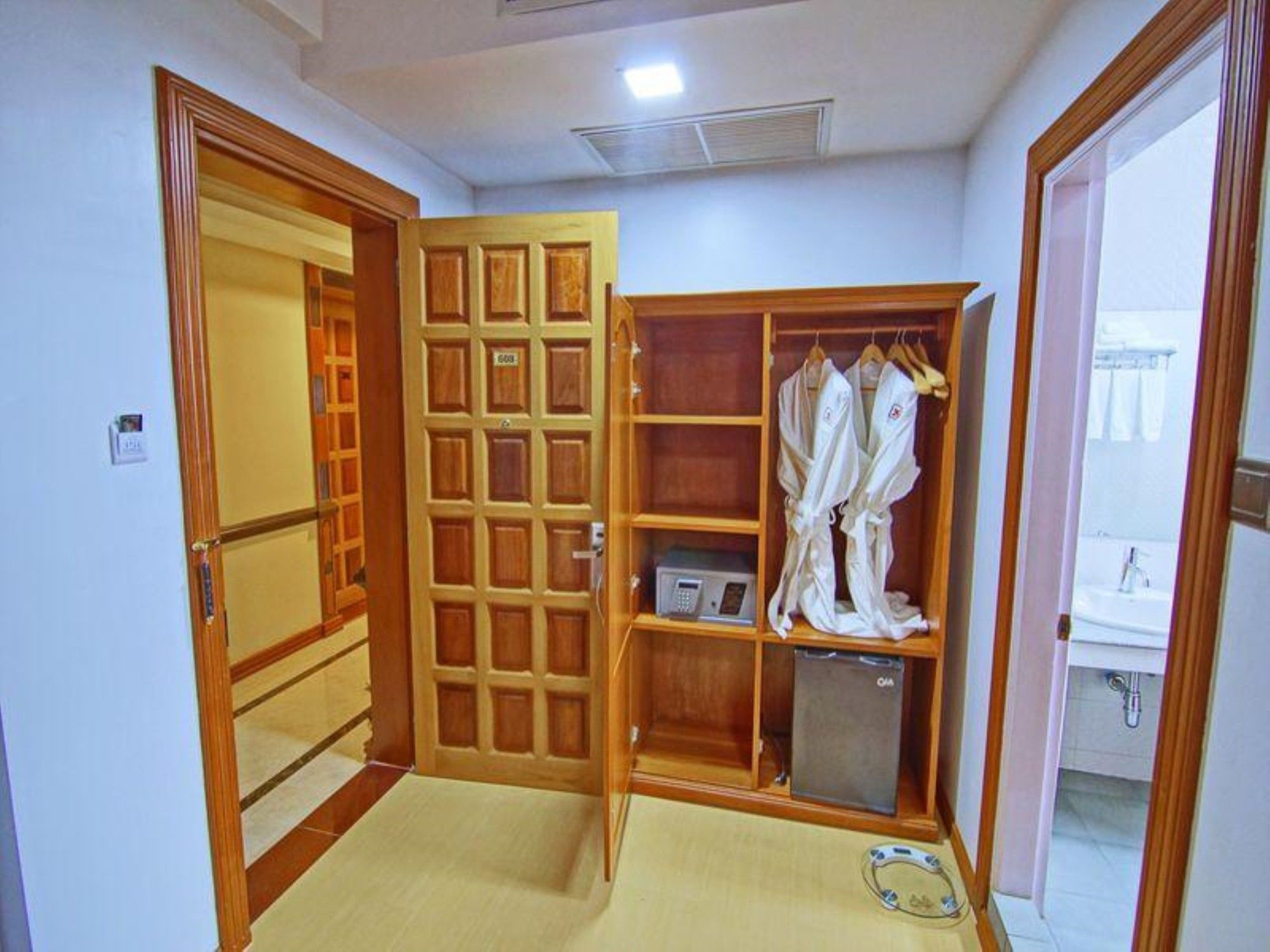 Фото Yuan Sheng Hotel