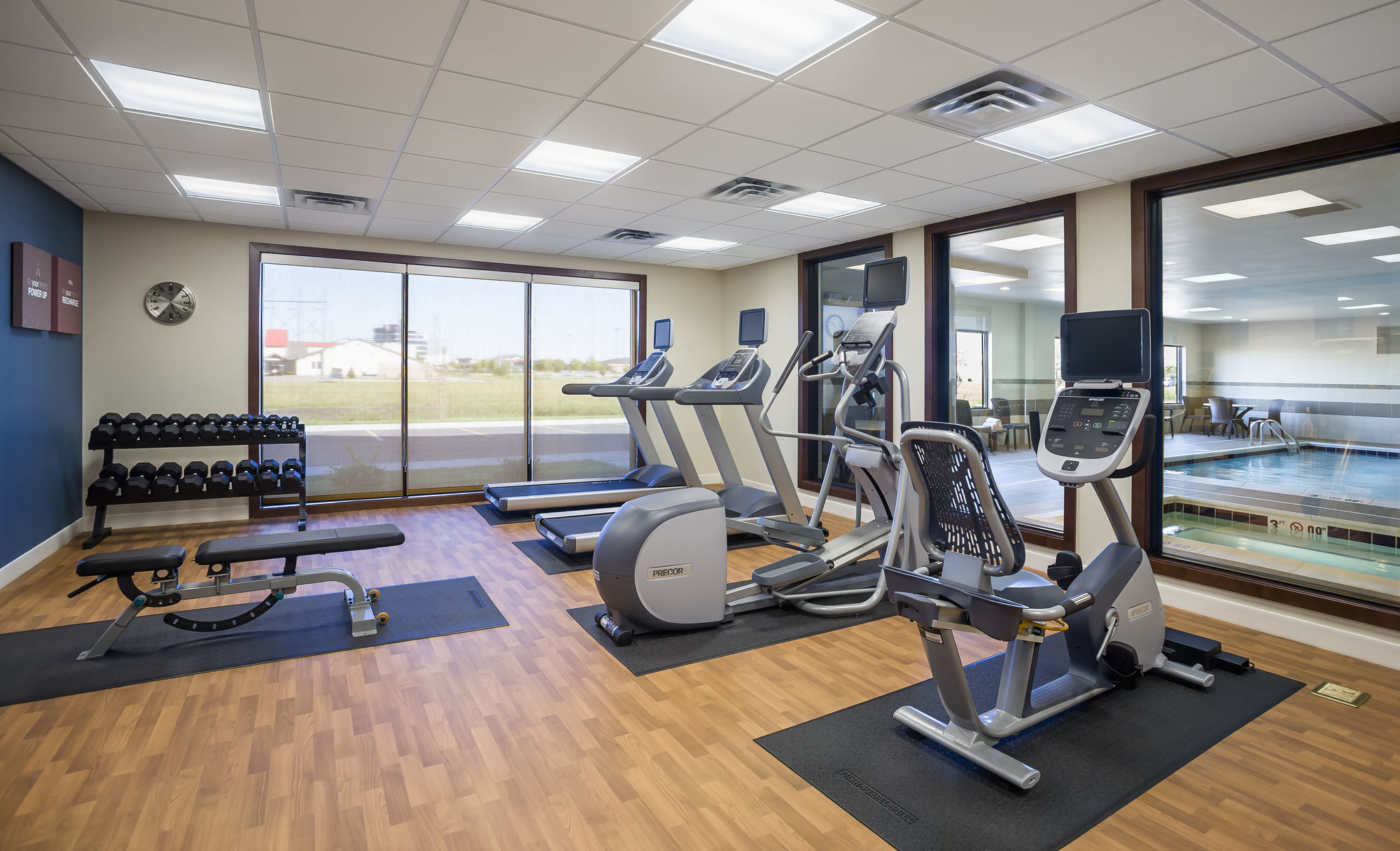 Фото Comfort Suites Medical Center