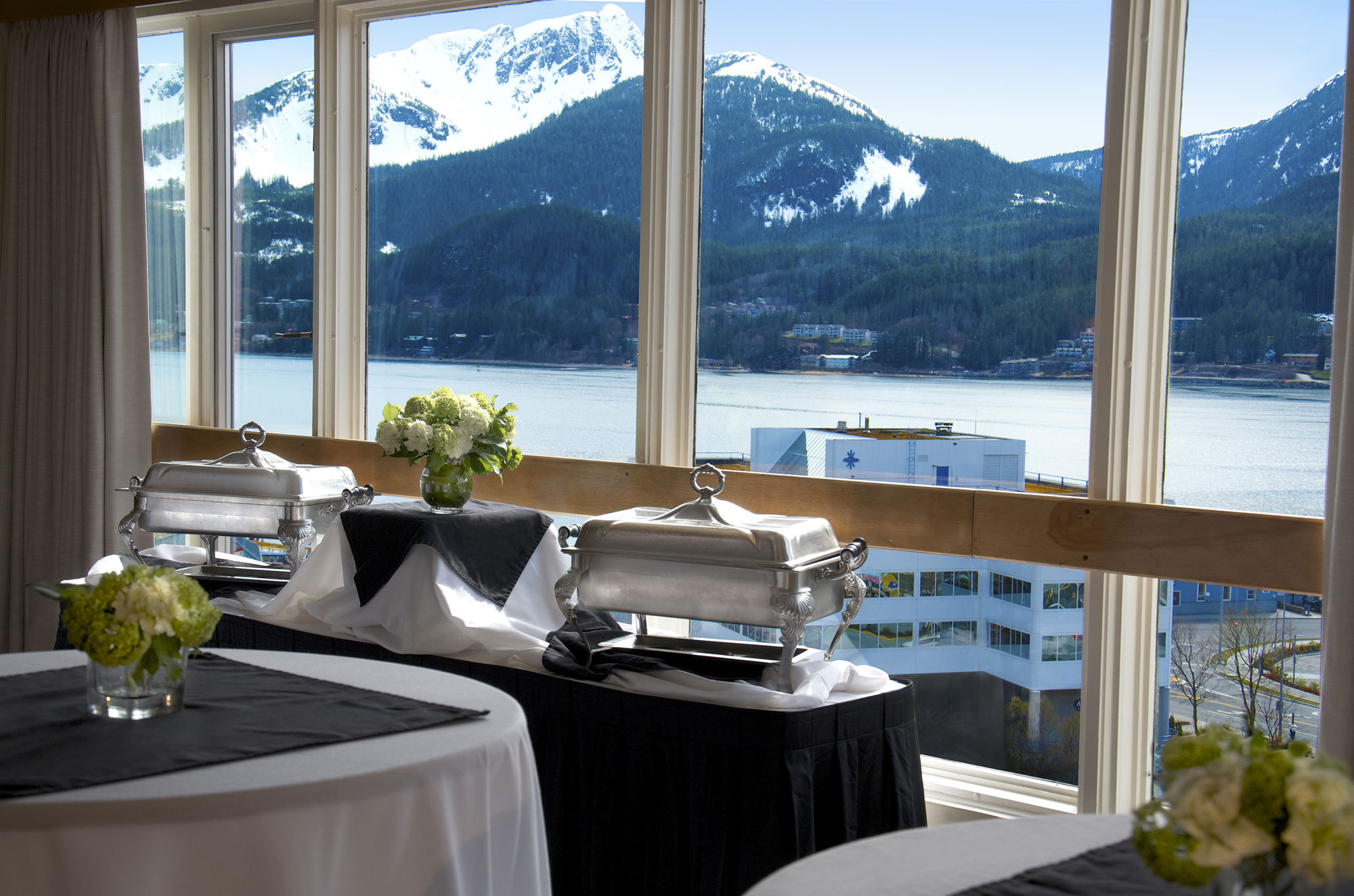 Фото Baranof Downtown, Bw Signature Collection