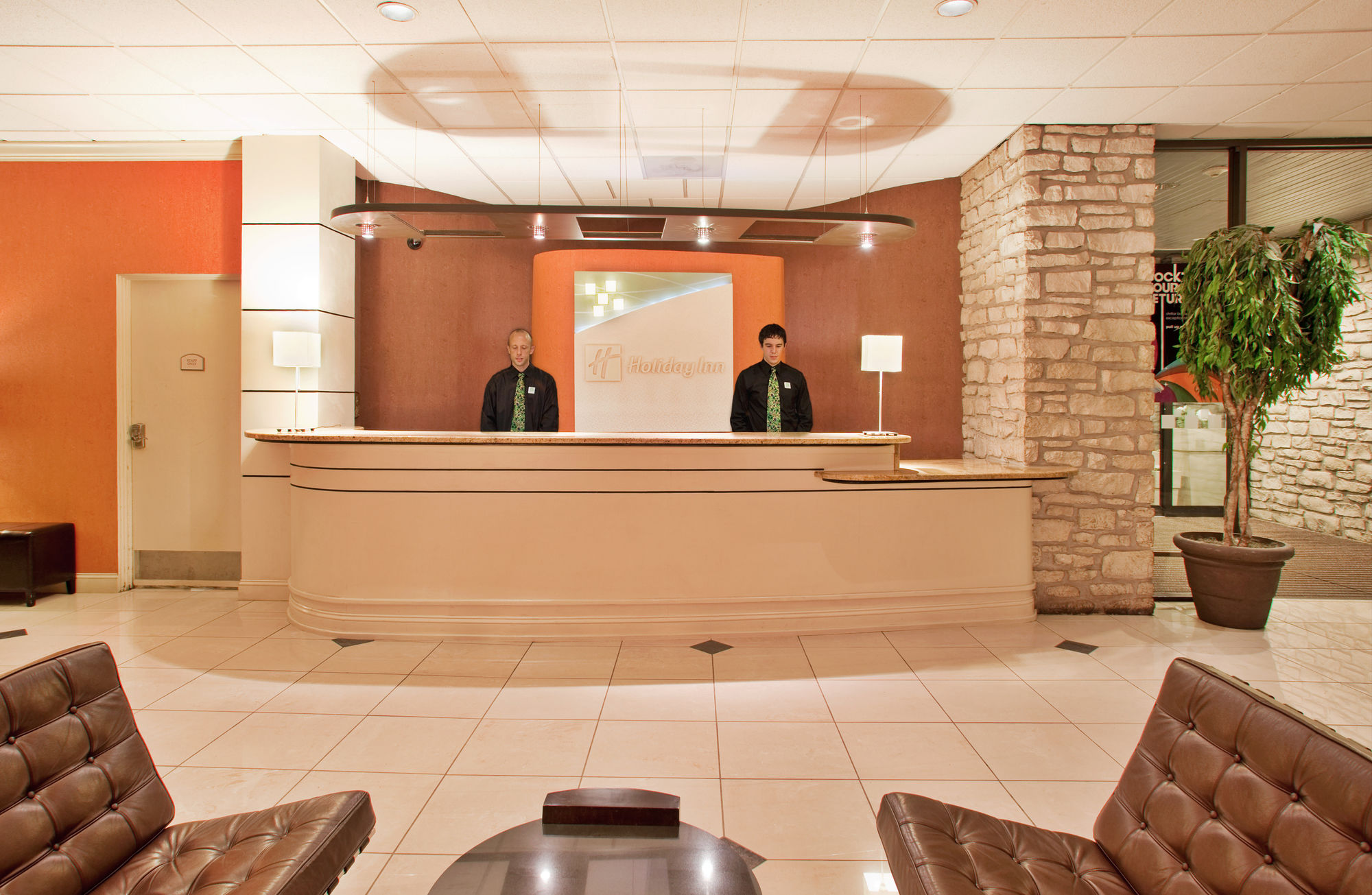 Фото Holiday Inn Manhattan at the Campus