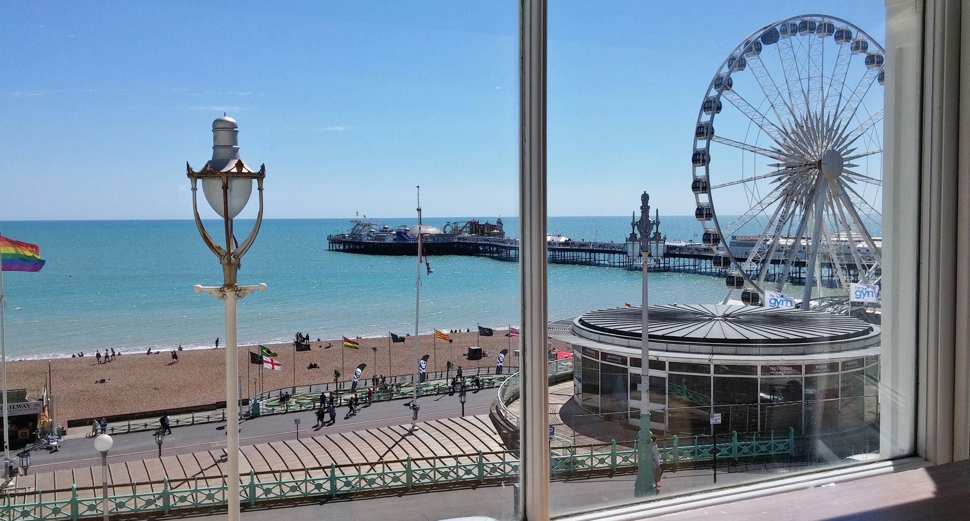 Фото Legends Hotel Brighton