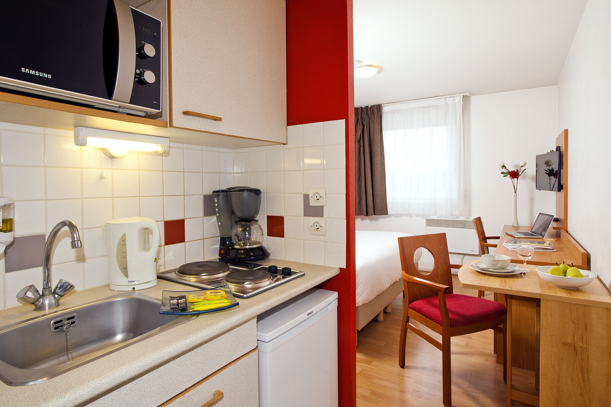 Фото Séjours & Affaires Bordeaux de L'Yser