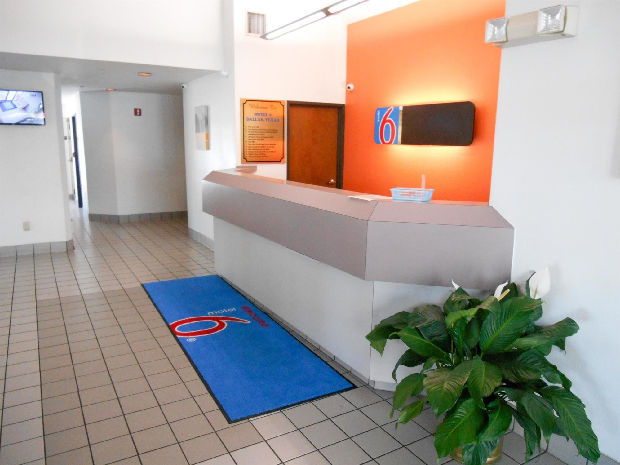 Фото Motel 6 Dallas, Tx - Northeast
