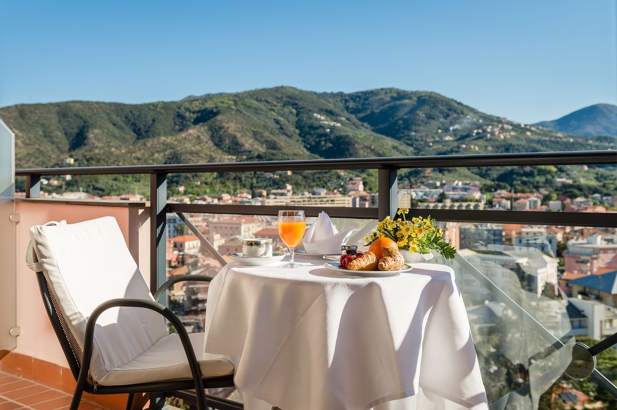 Фото Hotel Vis à Vis