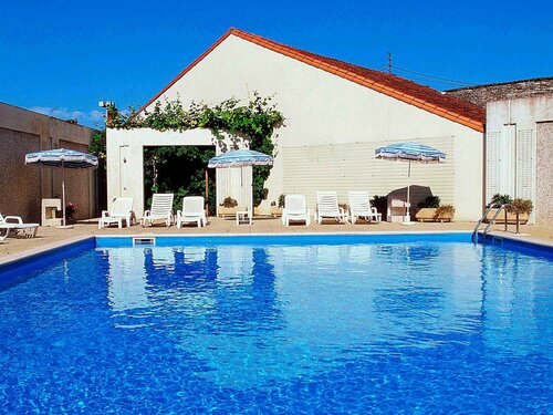 Гостиница Mercure Niort Marais Poitevin в Ньоре