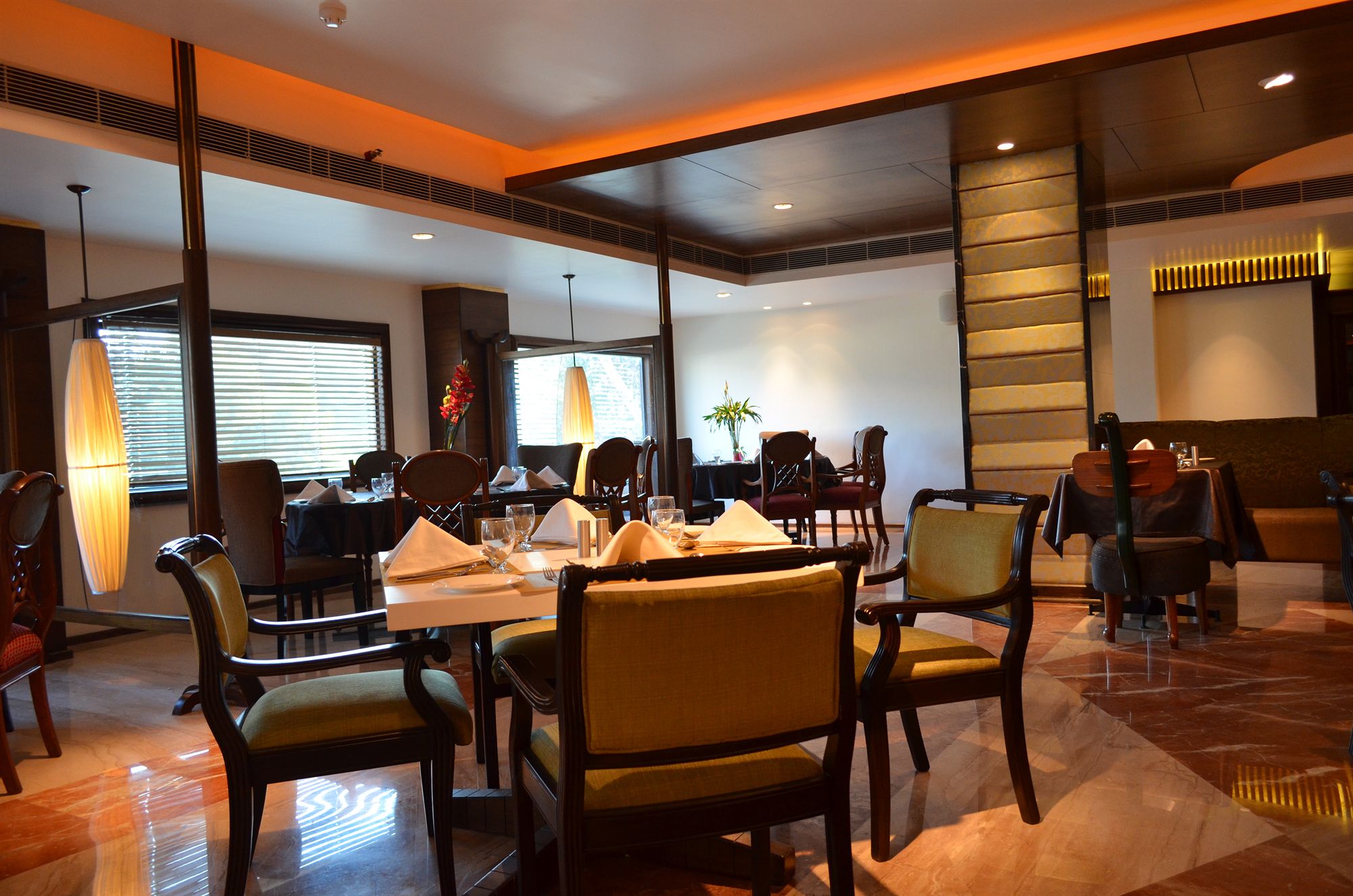 Фото The Maya Hotel