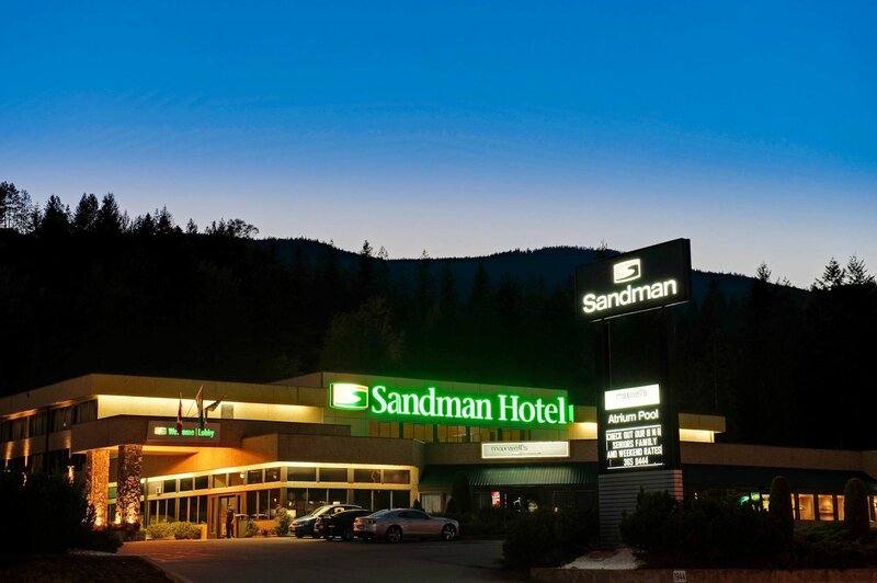 Гостиница Sandman Hotel Castlegar