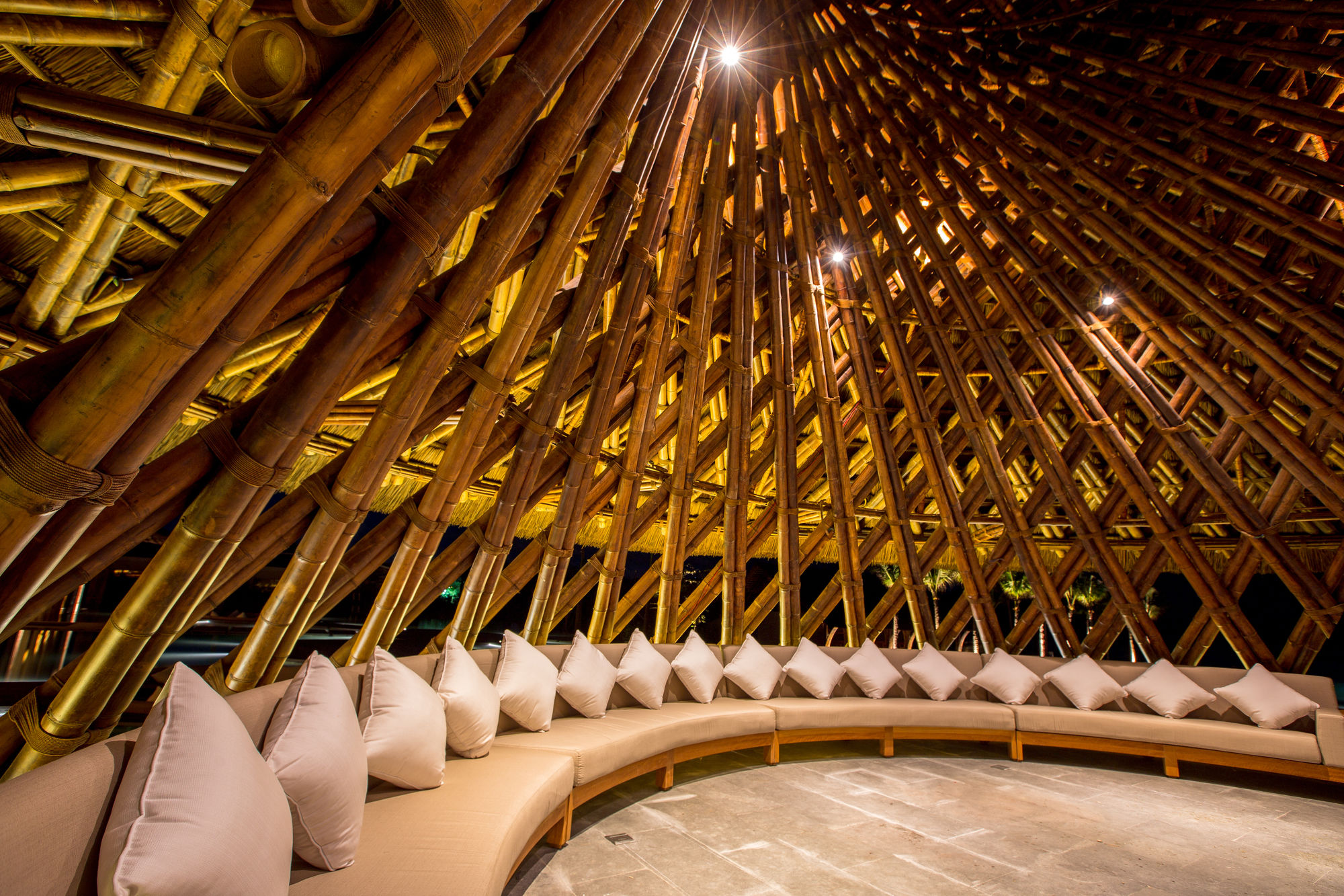 Фото Naman Retreat