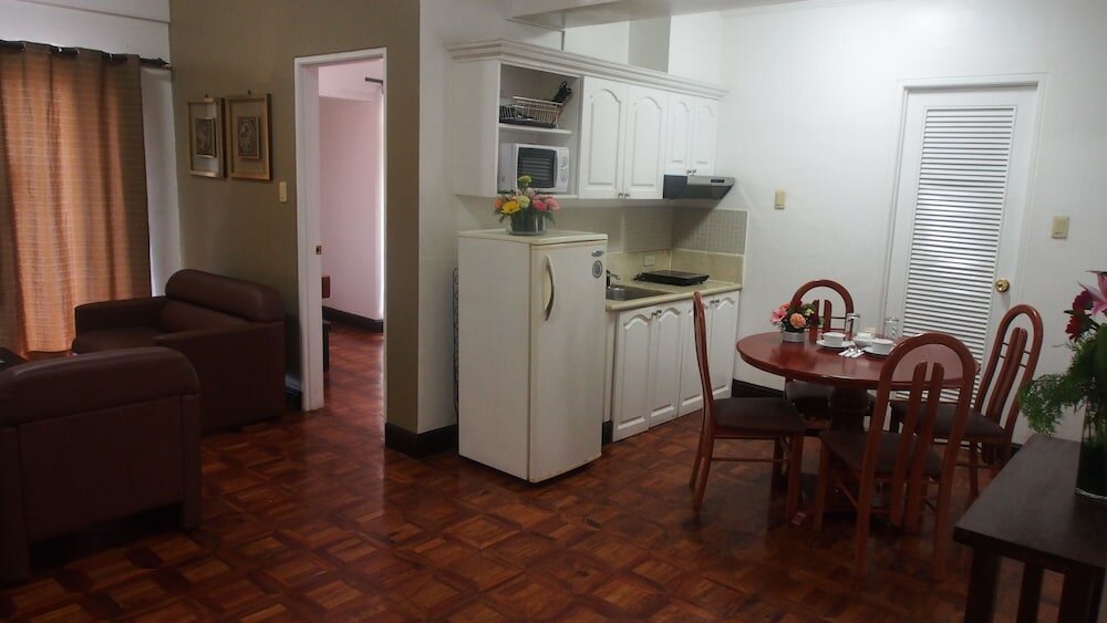 Фото Bsa Suites Makati